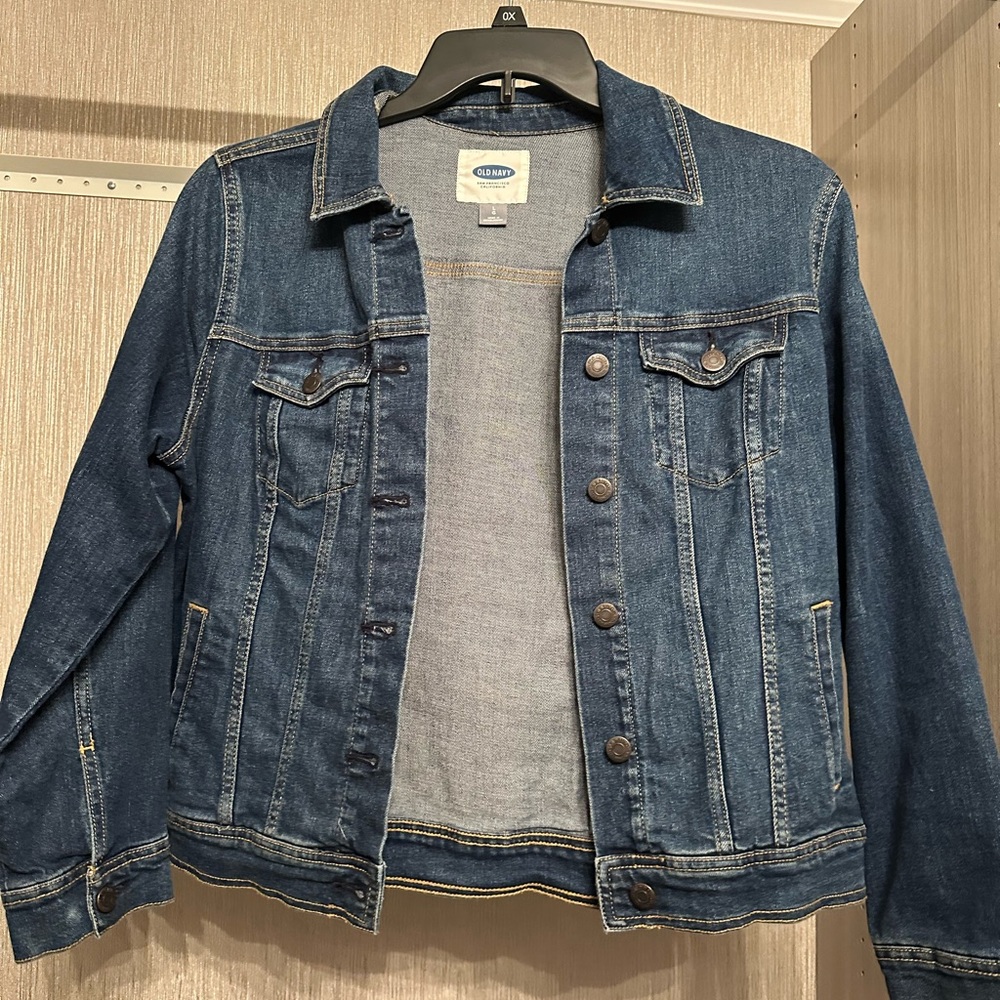 Jean Jacket with pockets